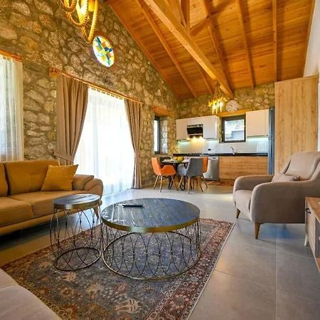 Beyza - 2 Bedrooms With Jacuzzi In Βίλα Φετιγιέ