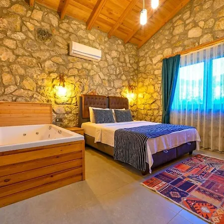 Βίλα Beyza - 2 Bedrooms With Jacuzzi In