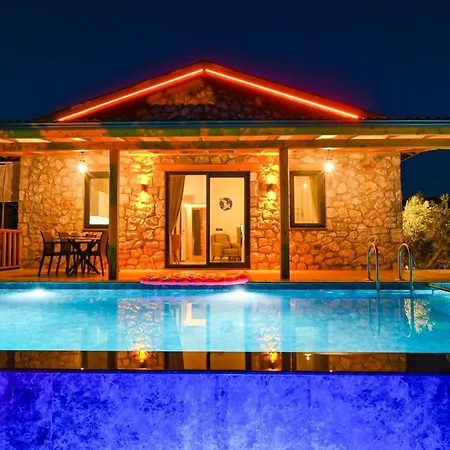 Βίλα Beyza - 2 Bedrooms With Jacuzzi In Φετιγιέ