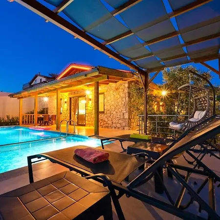 Beyza - 2 Bedrooms With Jacuzzi In Fethiye